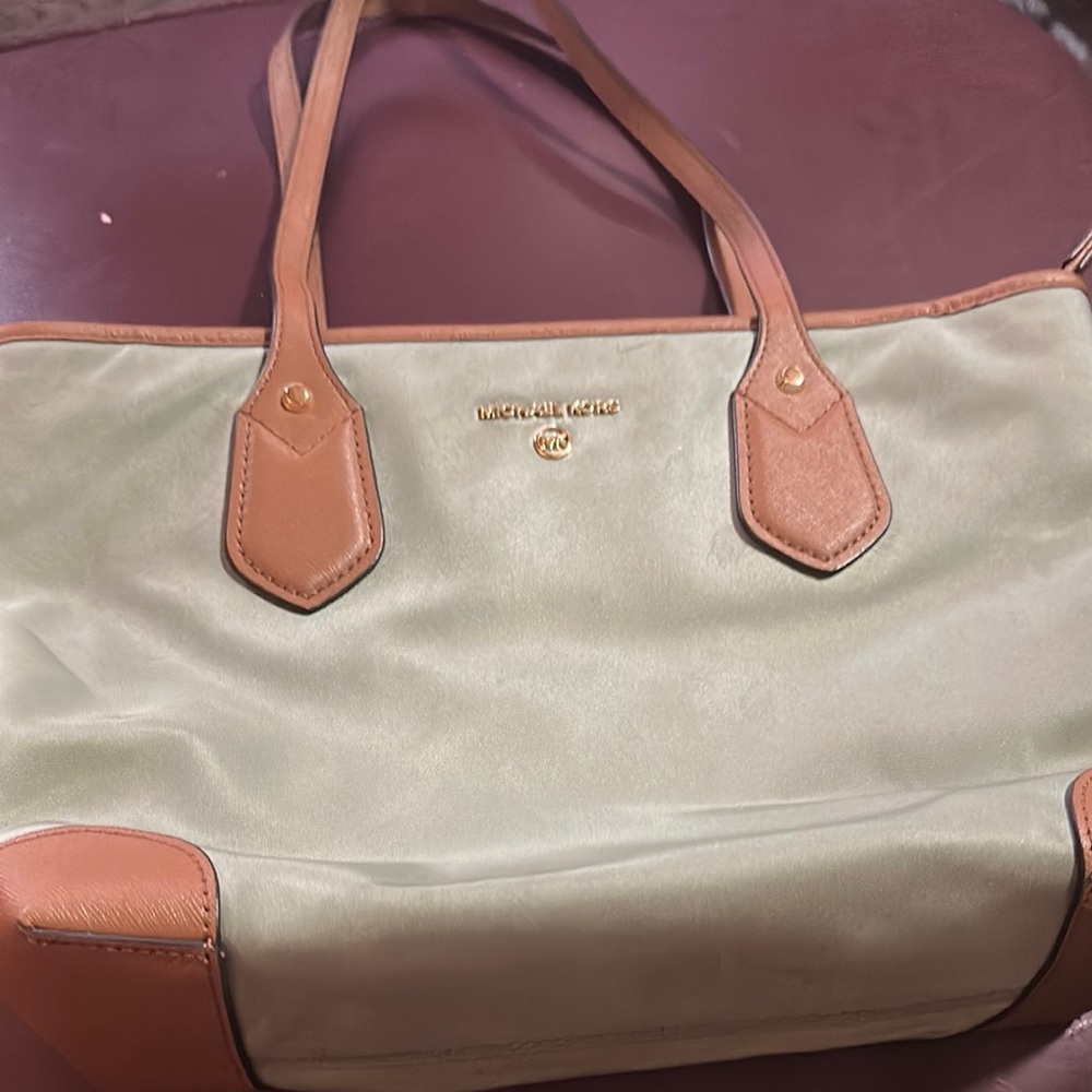 Michael Kors Tan and Cream Women's Bag